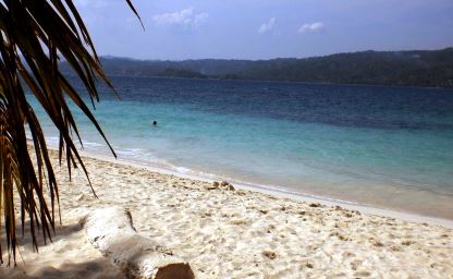 Strand von Samana in der Dominikanischen Republik