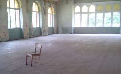 Verlassener Saal in den Heilstetten Beelitz